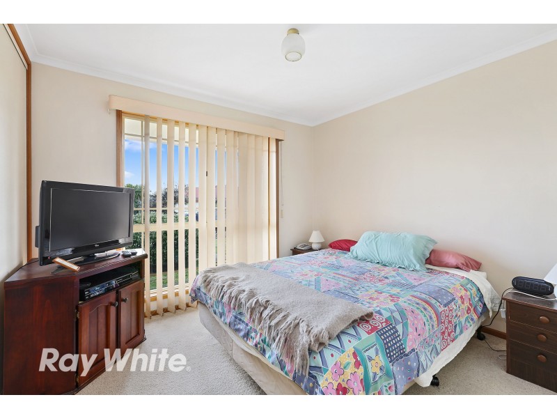4 Hayes Court, Lovely Banks VIC 3221
