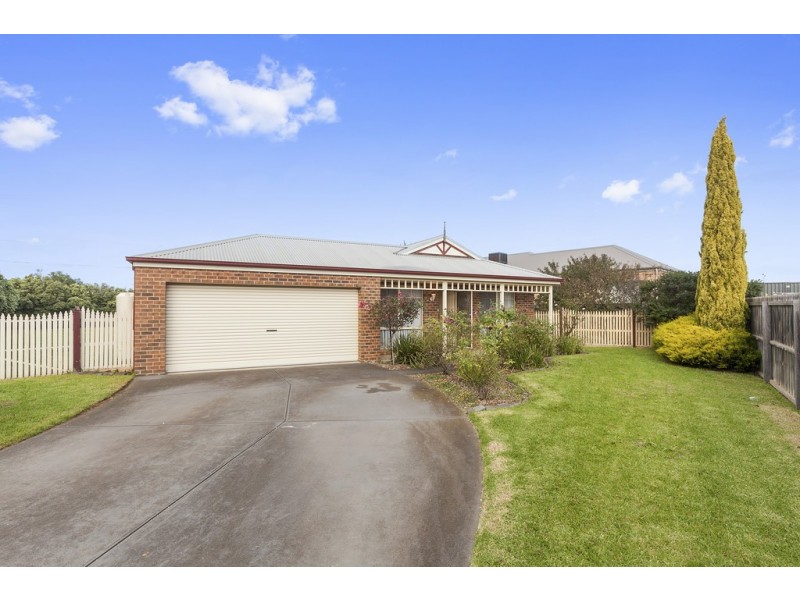 23 Greenleaf Drive, Lara VIC 3212