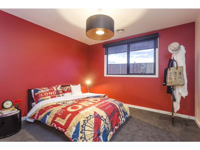 25 Native Avenue, Mount Duneed VIC 3216