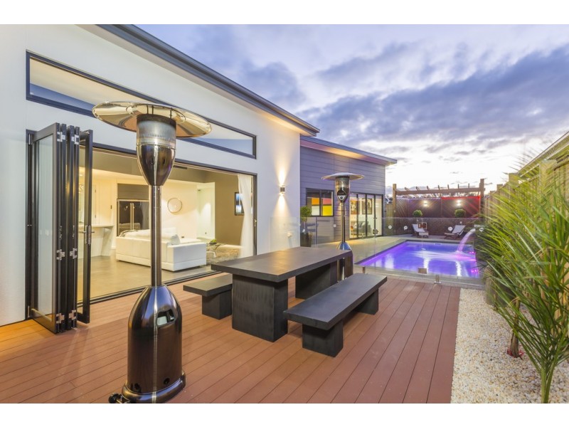 25 Native Avenue, Mount Duneed VIC 3216