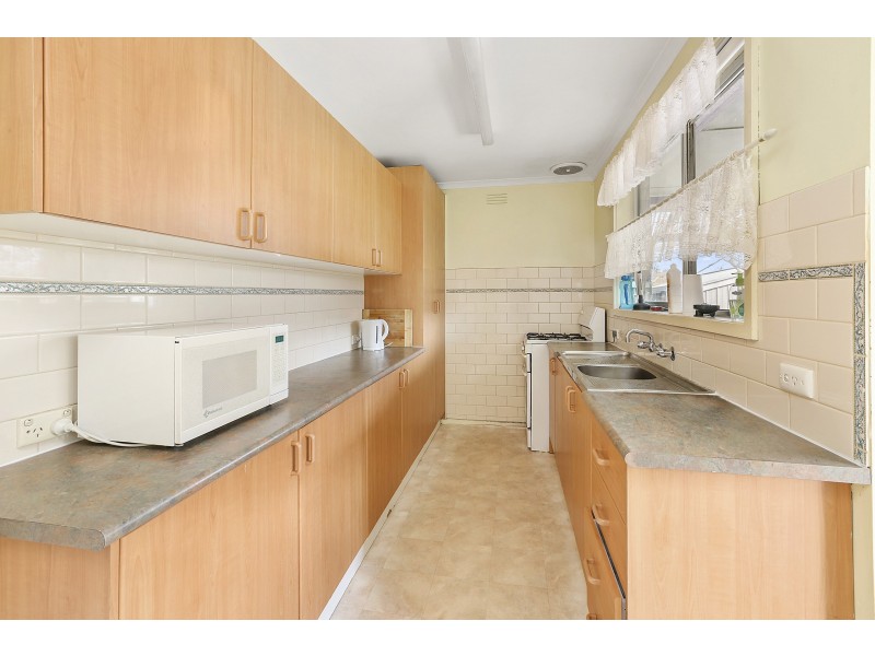 39 Carmarthen Drive, Corio VIC 3214