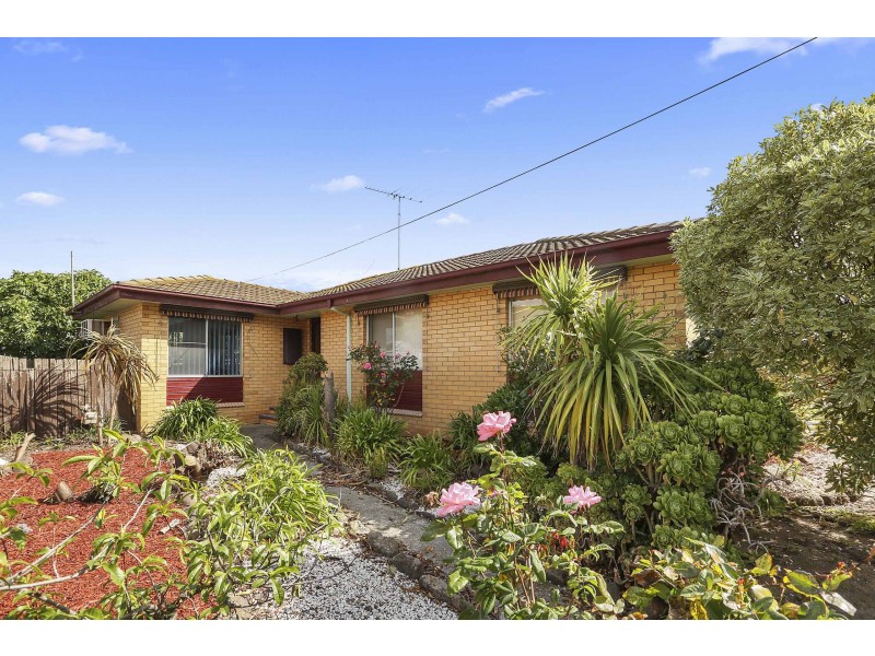 39 Carmarthen Drive, Corio VIC 3214