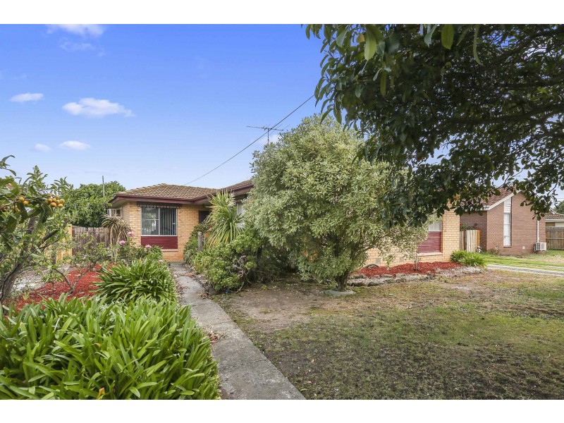 39 Carmarthen Drive, Corio VIC 3214
