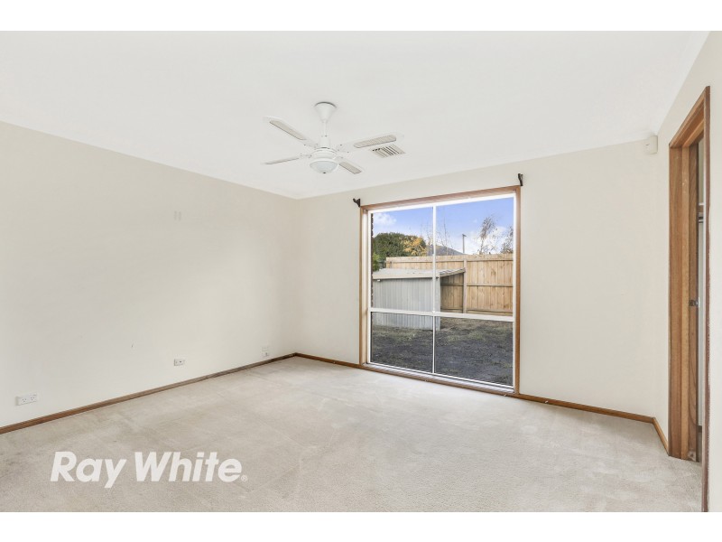 7 Dunmow Crescent, Hamlyn Heights VIC 3215