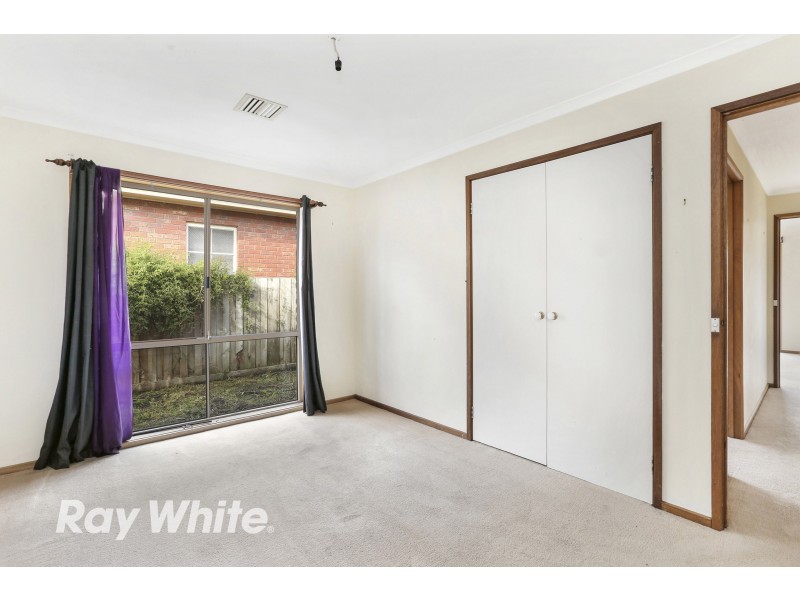 7 Dunmow Crescent, Hamlyn Heights VIC 3215