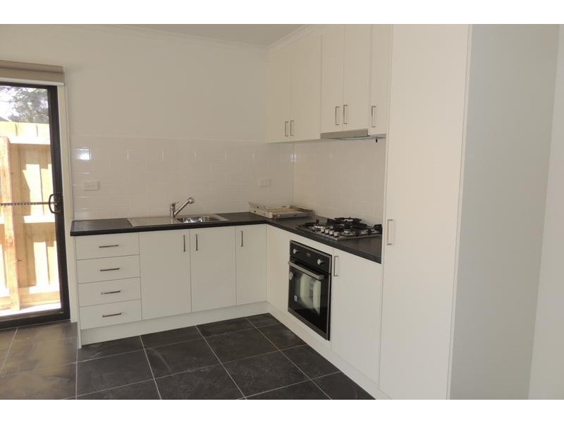 2/38 Alkira Avenue, Norlane VIC 3214