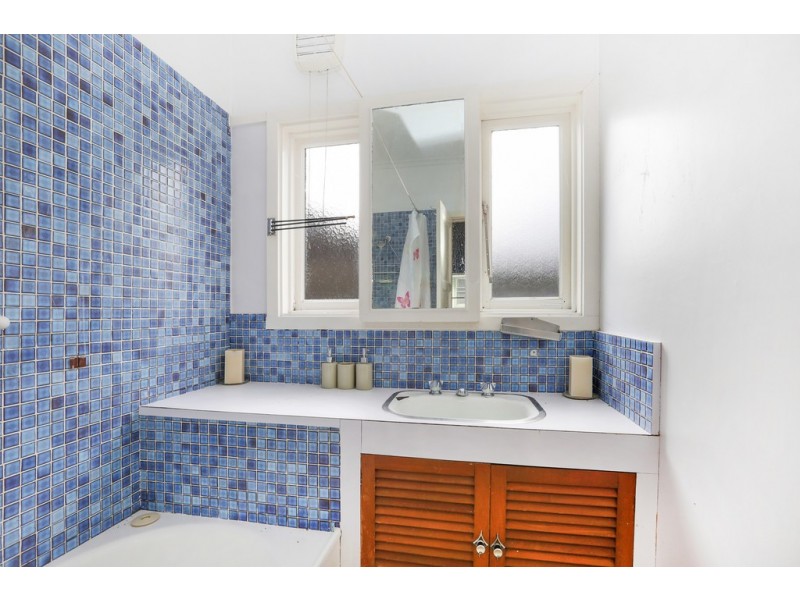 82 Eagle Parade, Norlane VIC 3214