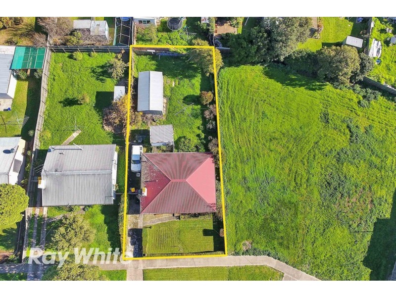 60 Swallow Crescent, Norlane VIC 3214