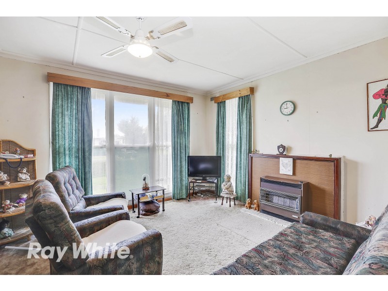 60 Swallow Crescent, Norlane VIC 3214