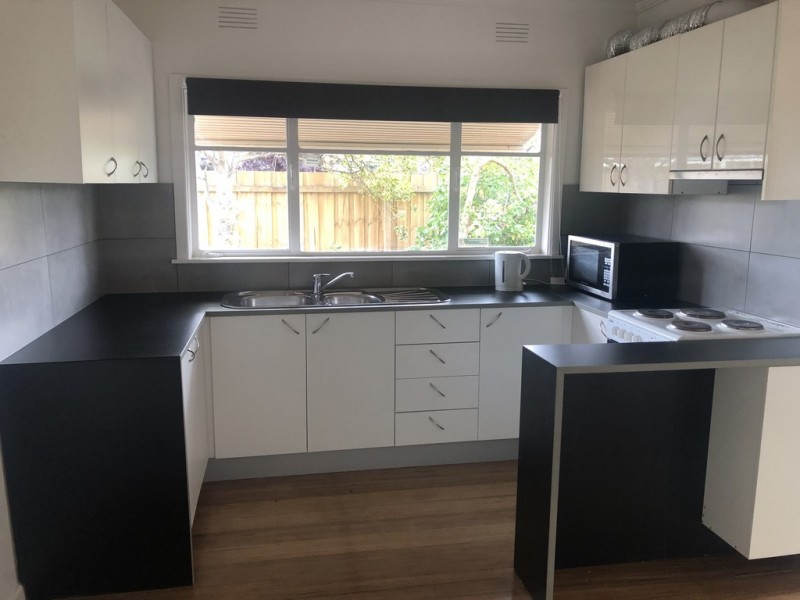 28 Ivy Street, Newcomb VIC 3219