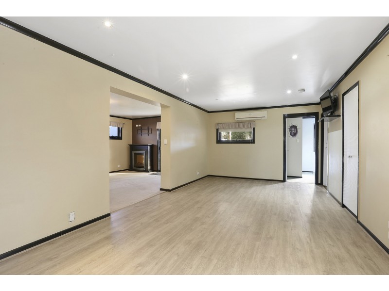 9 Merlin Crescent, Corio VIC 3214