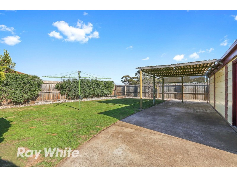 17 Cameron Crescent, Lara VIC 3212