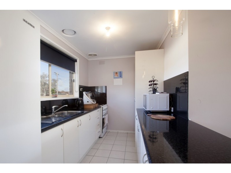 2 Durham Court, Corio VIC 3214