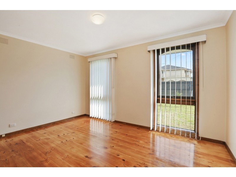 27 Graylea Avenue, Herne Hill VIC 3218