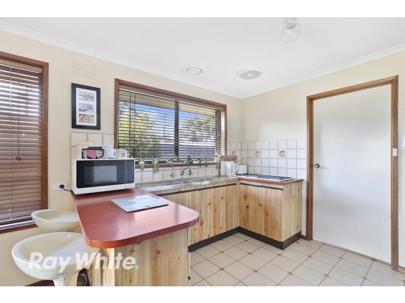 33 Benjamin Drive, Lara VIC 3212