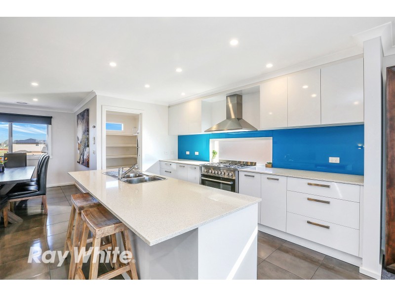 7 Meltham Avenue, Highton VIC 3216