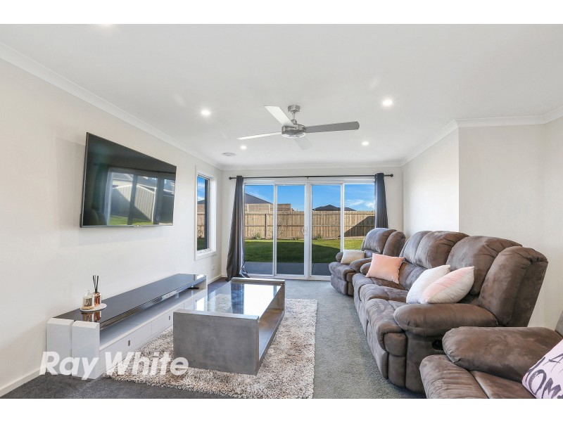 7 Meltham Avenue, Highton VIC 3216