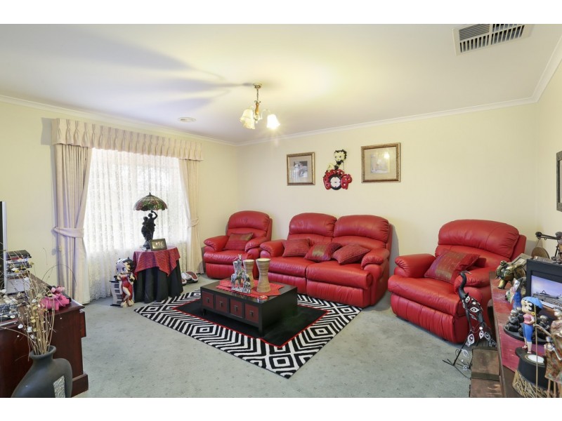 1 Marconi Place, Lara VIC 3212