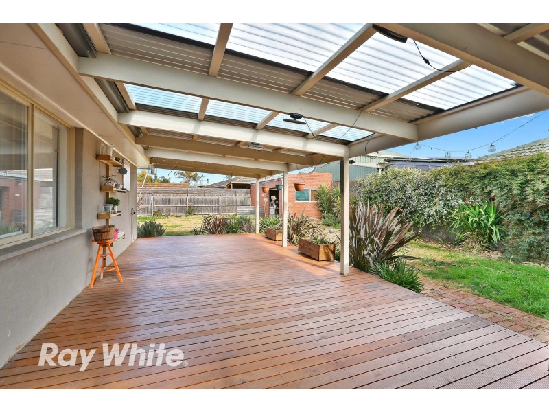 8 Saintfield Street, Lara VIC 3212