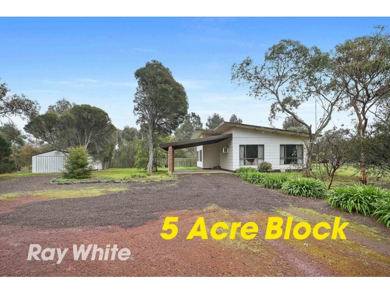 25 Lockyers Road, Lara VIC 3212