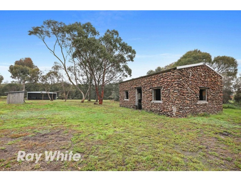 25 Lockyers Road, Lara VIC 3212