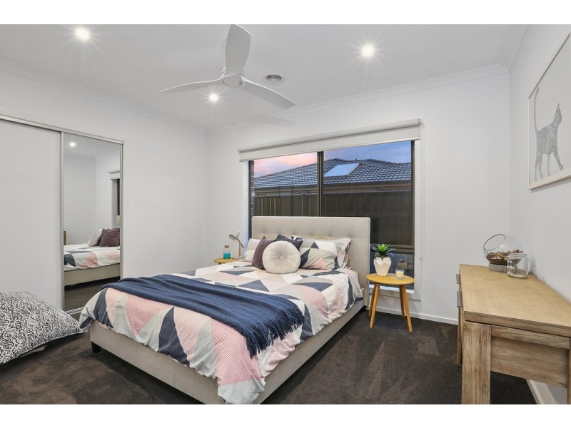 13 Quail Drive, Lara VIC 3212