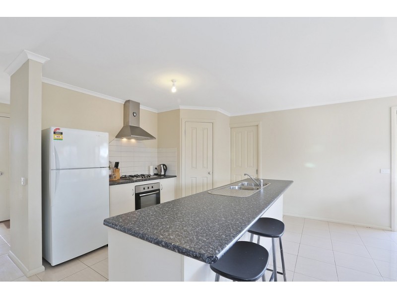 1/23 Flinders Avenue, Lara VIC 3212