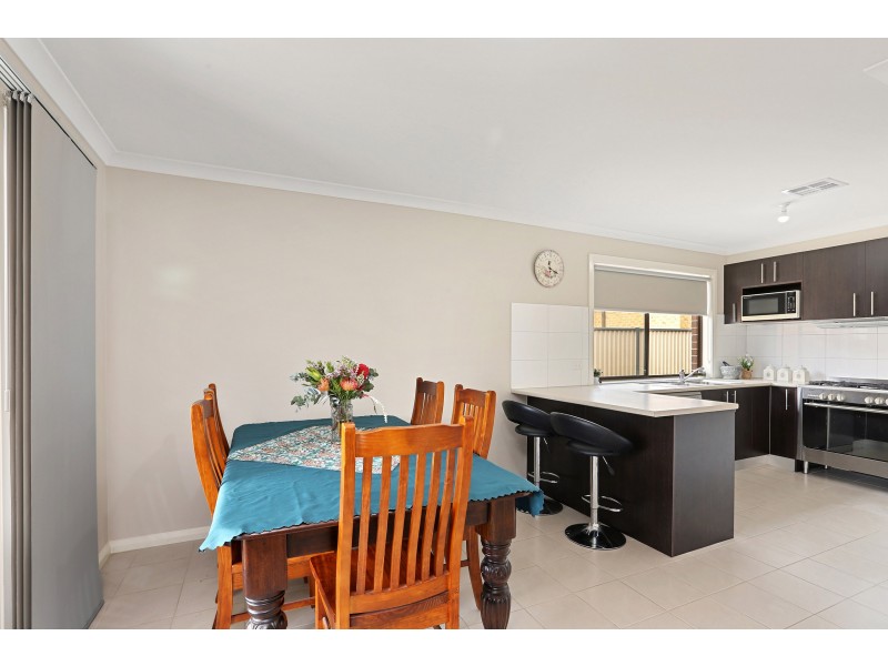 14 Forest Road North, Lara VIC 3212