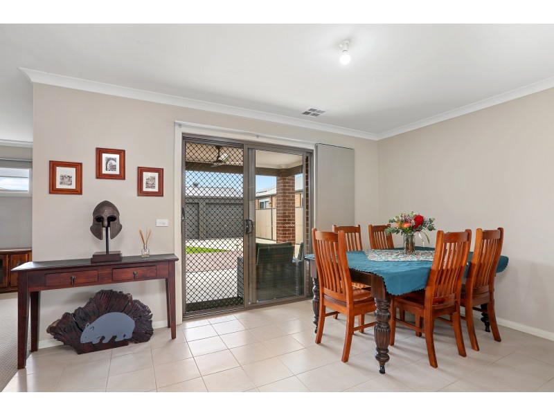 14 Forest Road North, Lara VIC 3212
