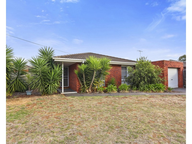 1/50 Cameron Crescent, Lara VIC 3212