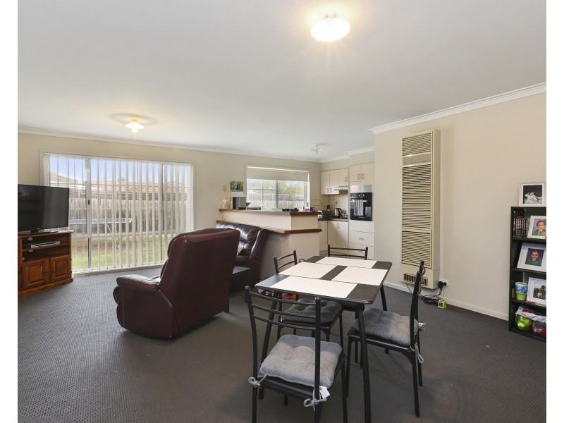 1/50 Cameron Crescent, Lara VIC 3212