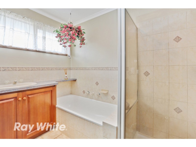 17 Kingsley Drive, Corio VIC 3214