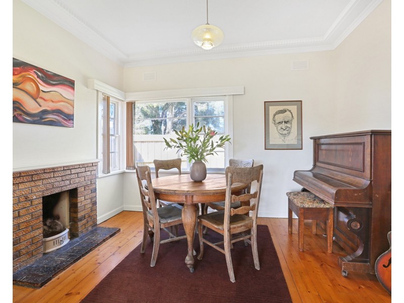18A Pine Avenue, North Shore VIC 3214