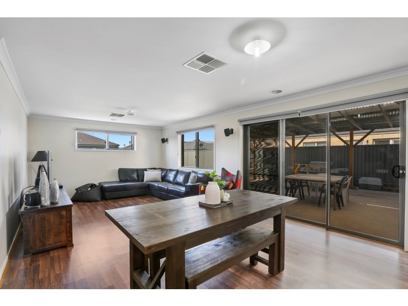 14 Barnong Way, Lara VIC 3212