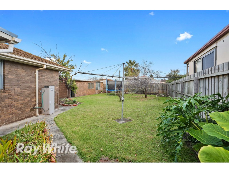 15 Peacock Avenue, Norlane VIC 3214