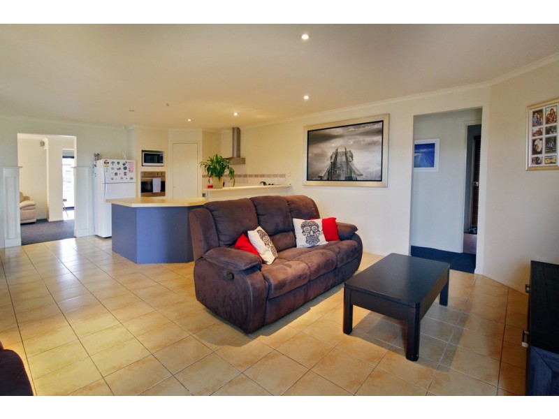 3 Byrne Court, Lovely Banks VIC 3221