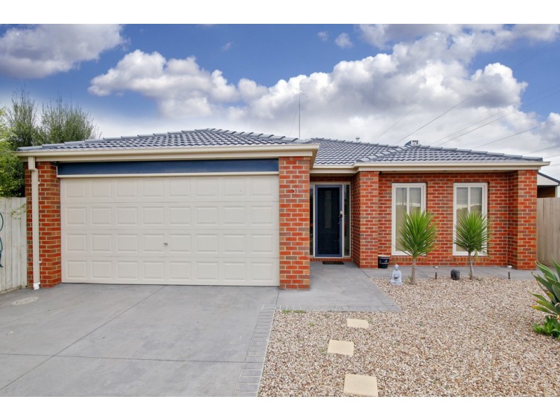 3 Byrne Court, Lovely Banks VIC 3221