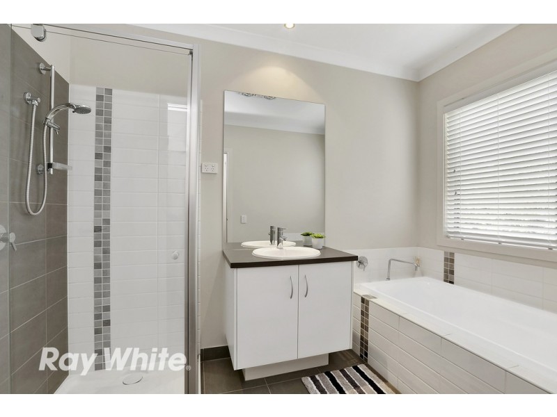 18 Melissa Drive, Lara VIC 3212