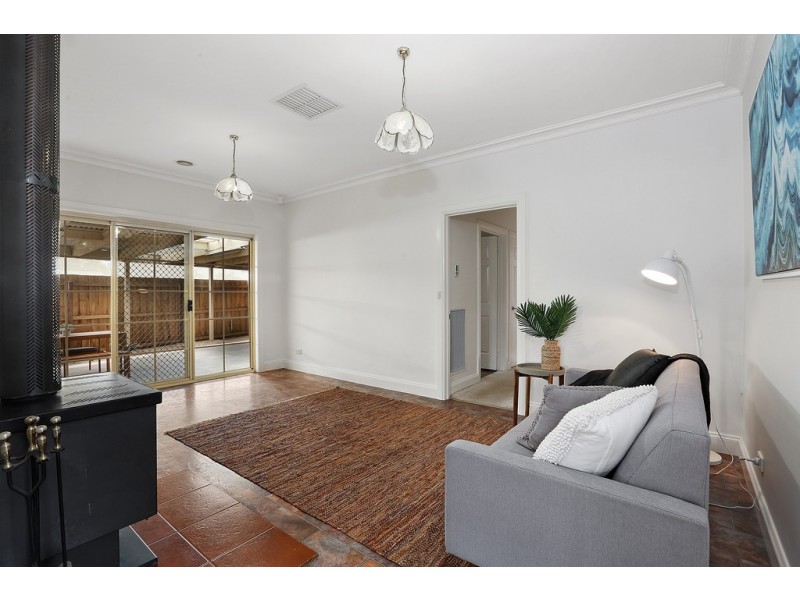 11 Richard Drive, Lara VIC 3212