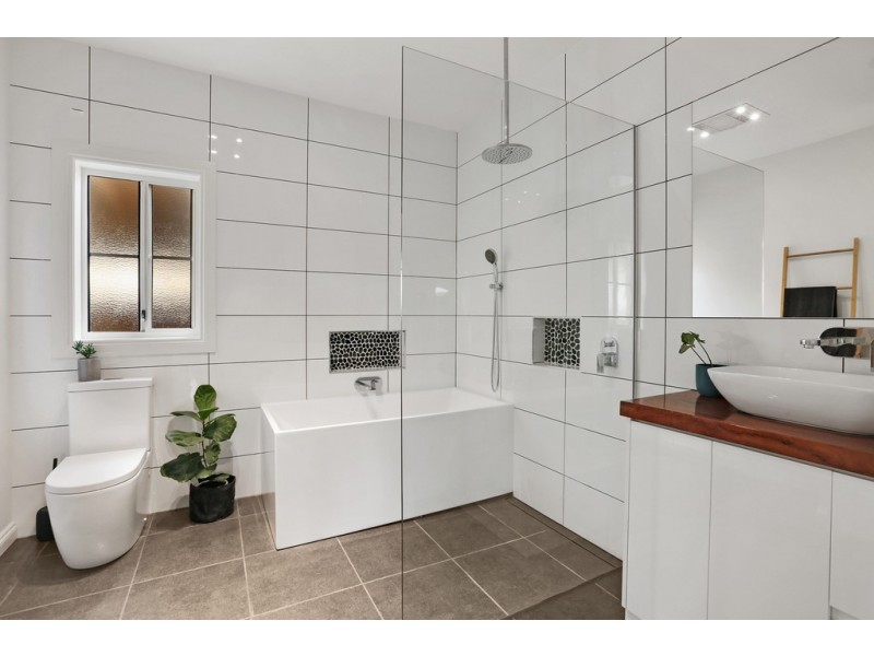 11 Richard Drive, Lara VIC 3212