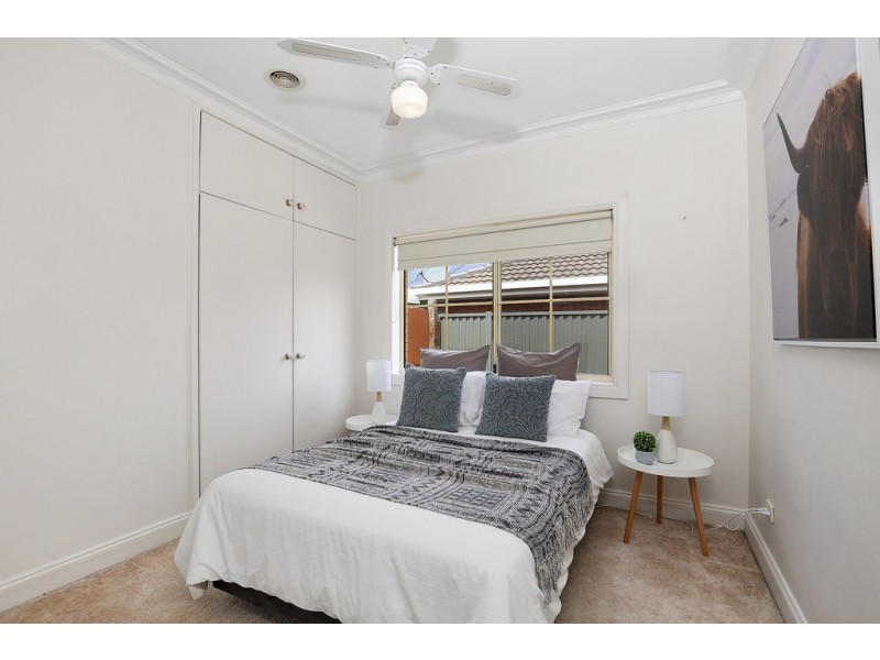 11 Richard Drive, Lara VIC 3212