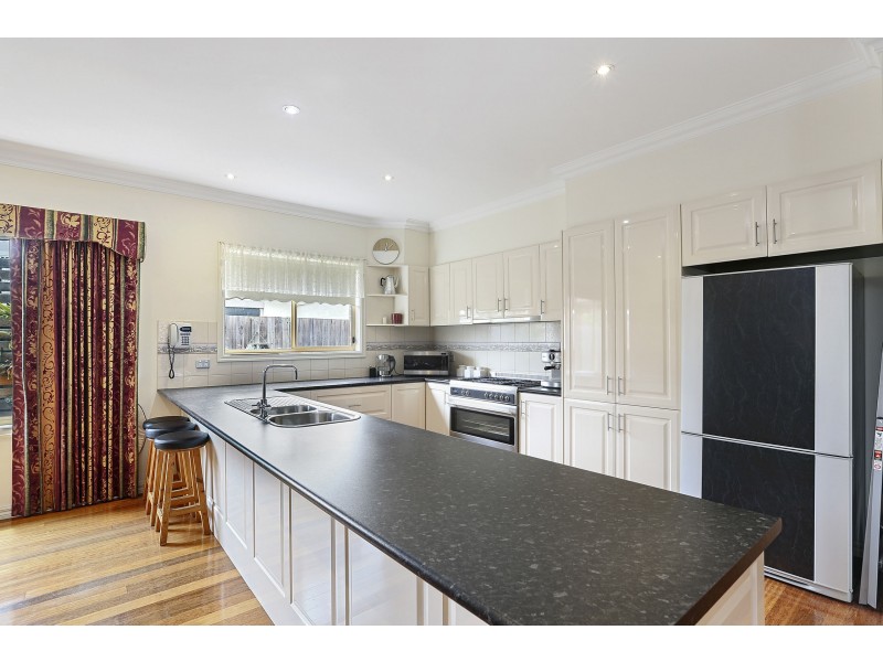 11 Evergreen Court, Lara VIC 3212