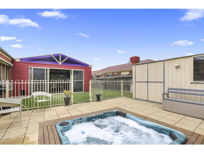 11 Evergreen Court, Lara VIC 3212