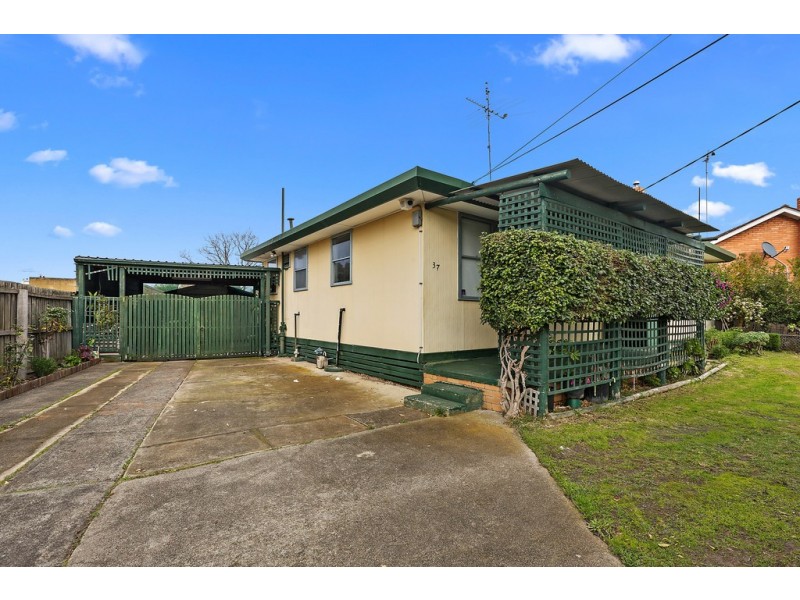 37 Vermont Avenue, Corio VIC 3214