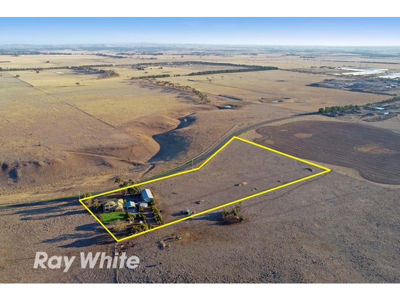 140 Staceys Road, Lara VIC 3212