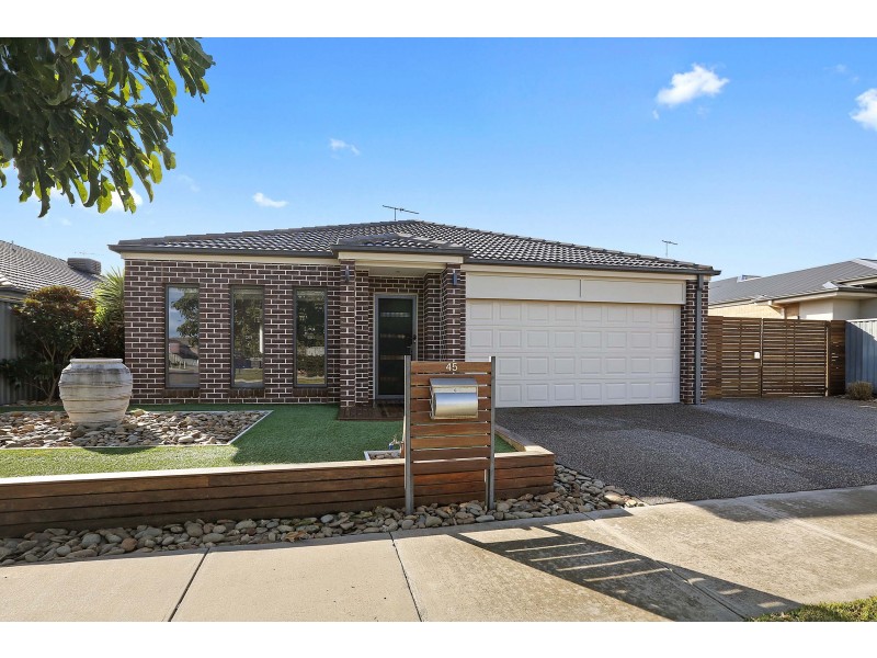 45 Moorhen Drive, Lara VIC 3212