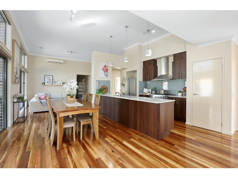 45 Moorhen Drive, Lara VIC 3212