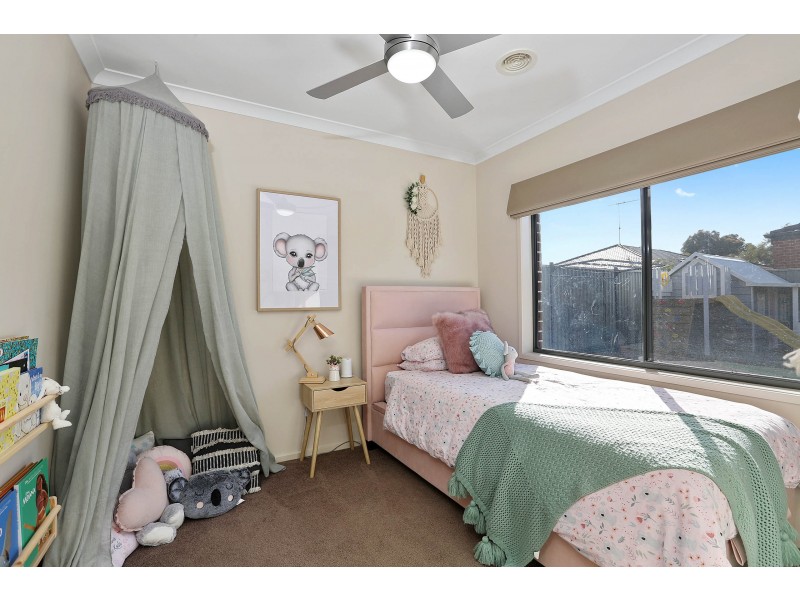 45 Moorhen Drive, Lara VIC 3212