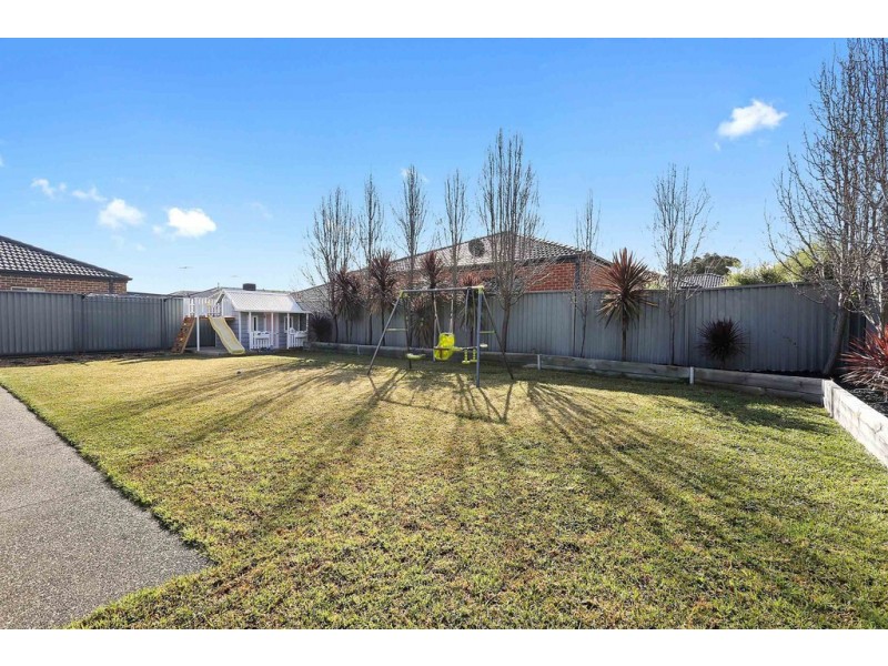 45 Moorhen Drive, Lara VIC 3212