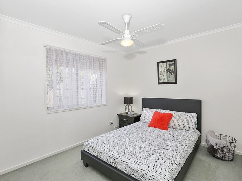 1/12 St James Street, St Albans Park VIC 3219